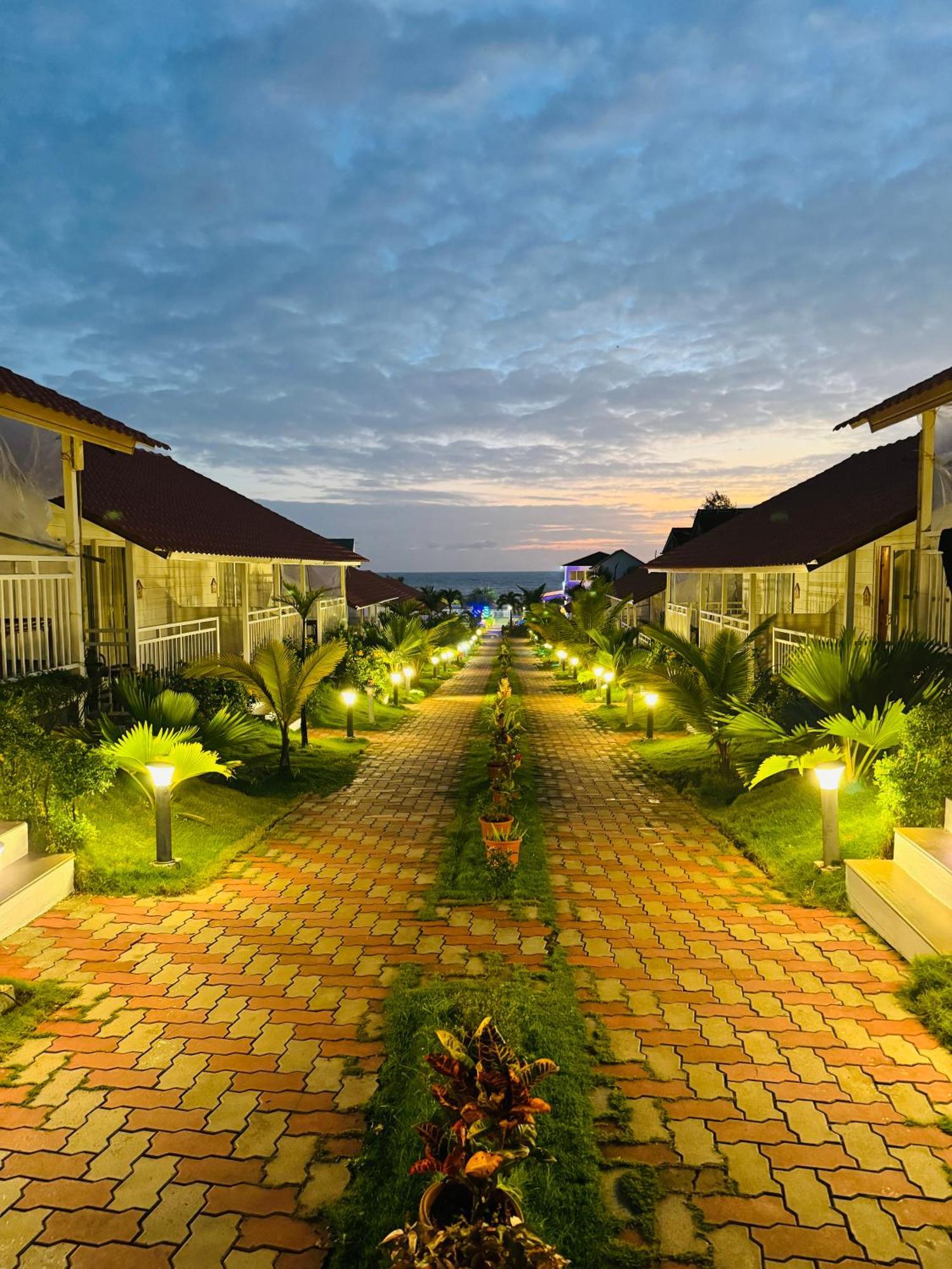 Maargit Beach Resort Mandrem Dış mekan fotoğraf