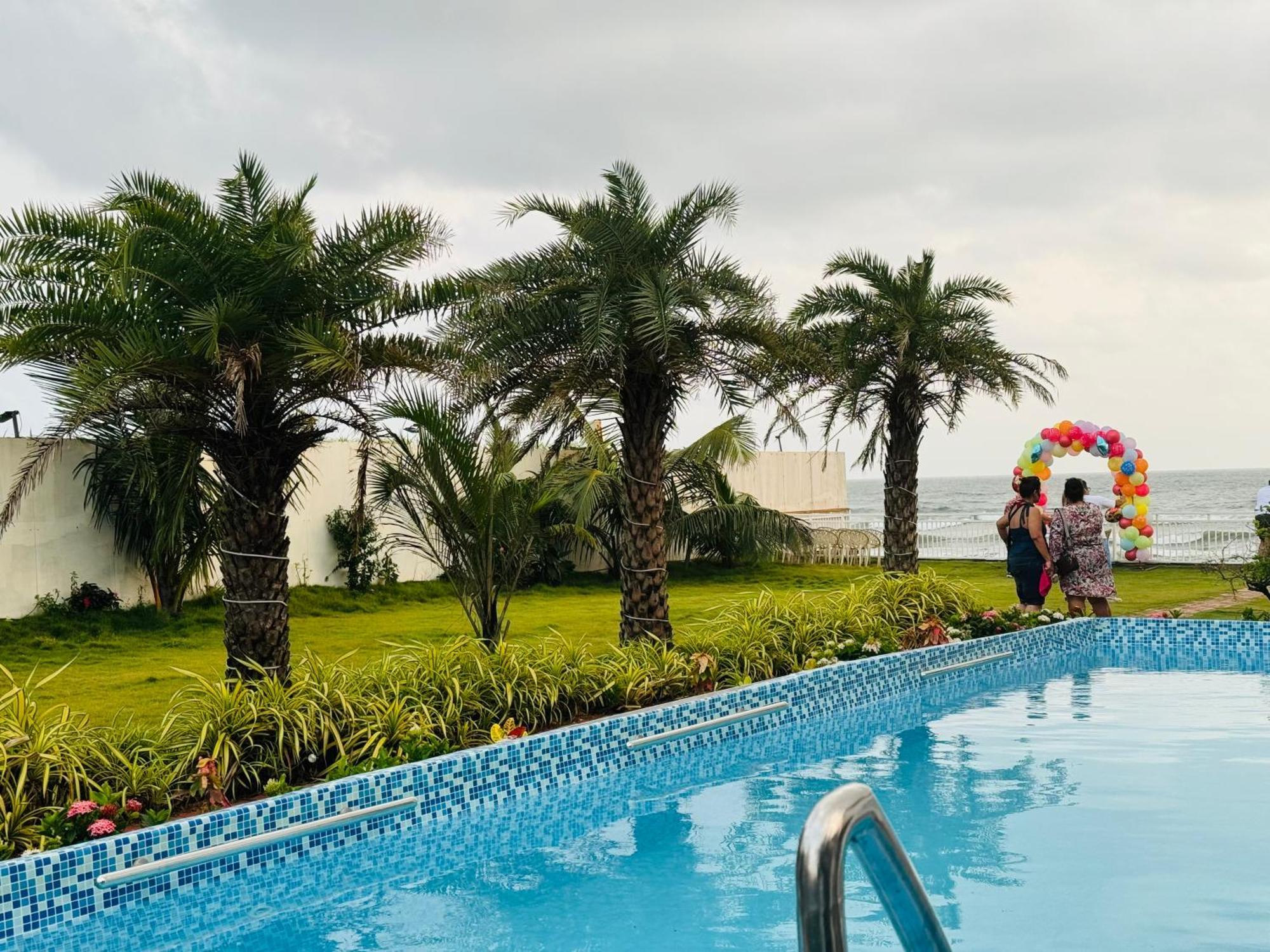 Maargit Beach Resort Mandrem Dış mekan fotoğraf