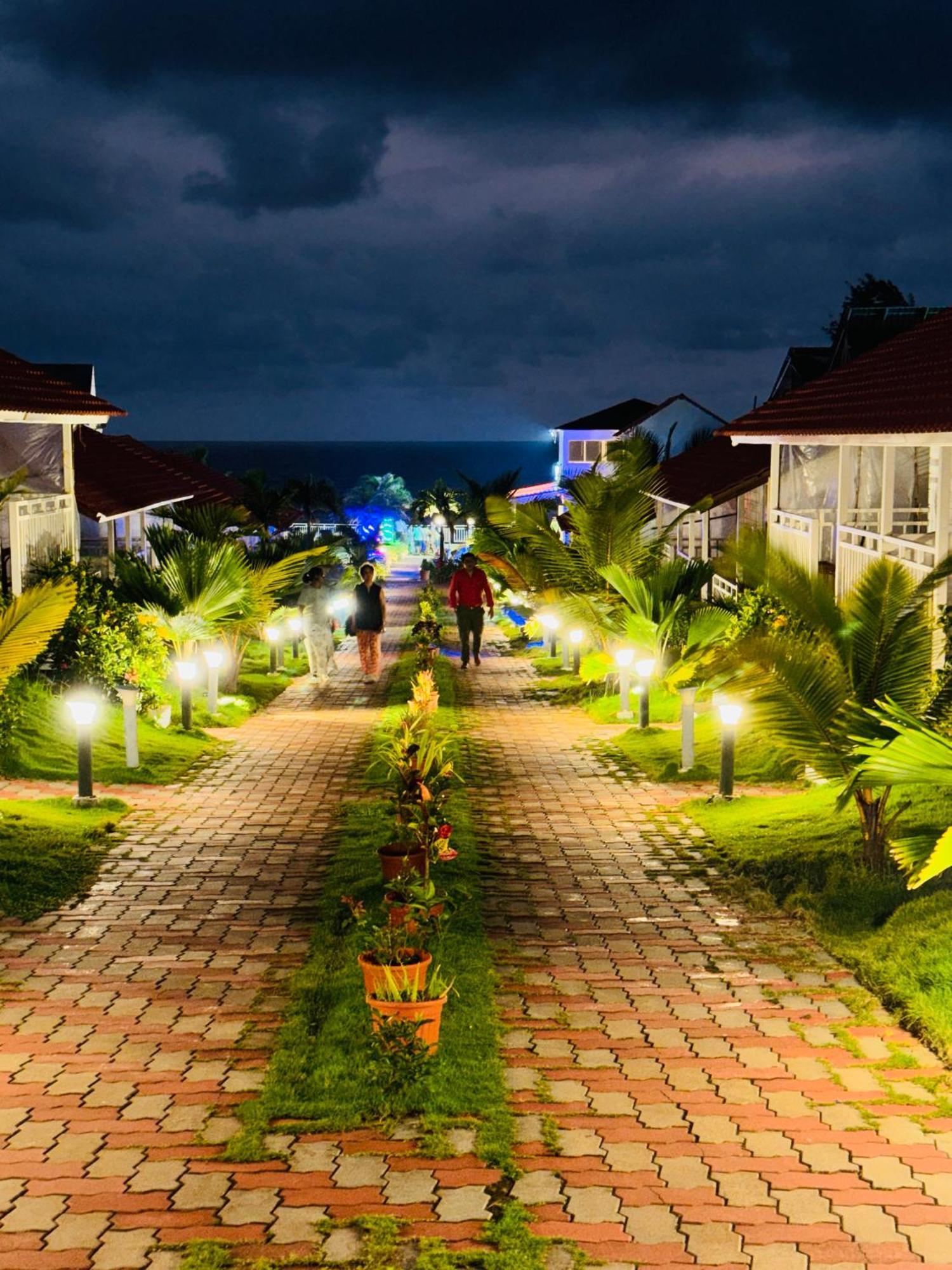 Maargit Beach Resort Mandrem Dış mekan fotoğraf