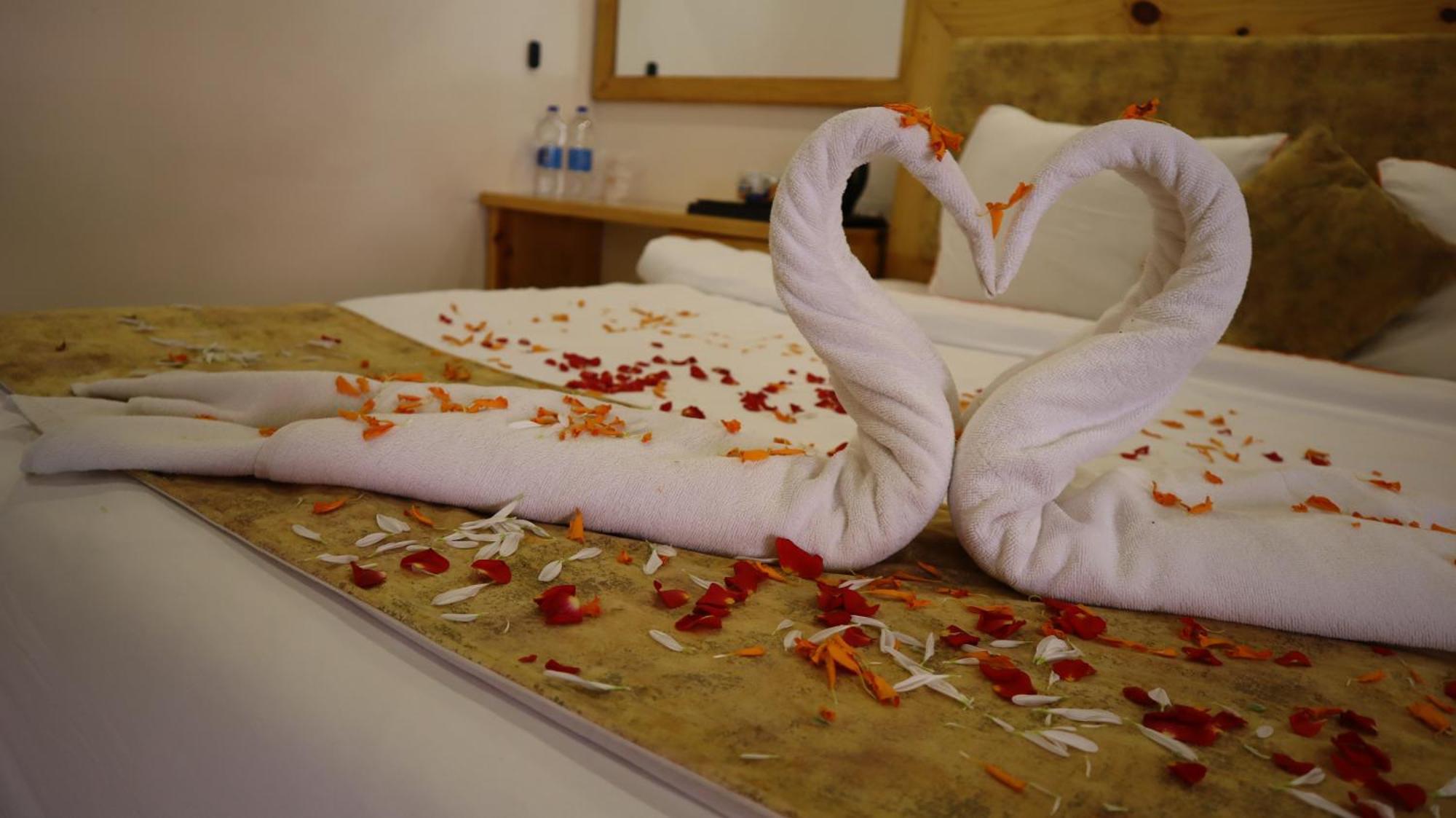 Maargit Beach Resort Mandrem Dış mekan fotoğraf